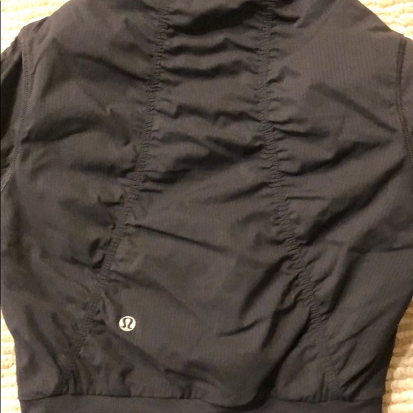 Ruffled jacket - Picture 5 of 5